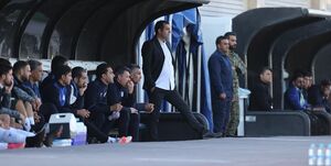 سامره از سرپرستی استقلال استعفا داد +عکس