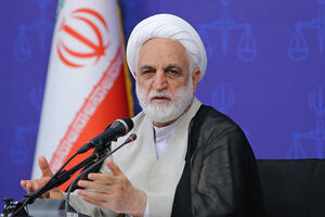 باید سریع‌تر در قبال پرونده چای دبش روشنگری شود/ نمی توانیم ۲ سال منتظر روشن شدن تکلیف این پرونده باشیم/ اسناد دیگری در خصوص این پرونده کشف شد که حاکی از پرداخت رشوه بود