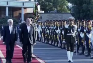 فیلم/ بدرقه رسمی رئیس‌جمهور در سفر به عراق
