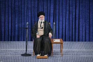 فیلم/ رهبر انقلاب: هیچ منفعتی برای امت اسلامی بالاتر از اتحاد نیست