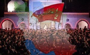 حتی اگر تیغ ببارد، در بیعت حسینیم
